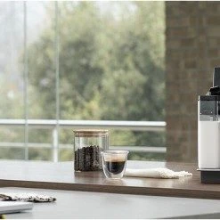 DeLonghi ECAM 23.466.B Kaffee-Vollautomat Schwarz -Miele shop 0a9e5d76 1ce9 48cd 8892 624ad097cc60 600x600