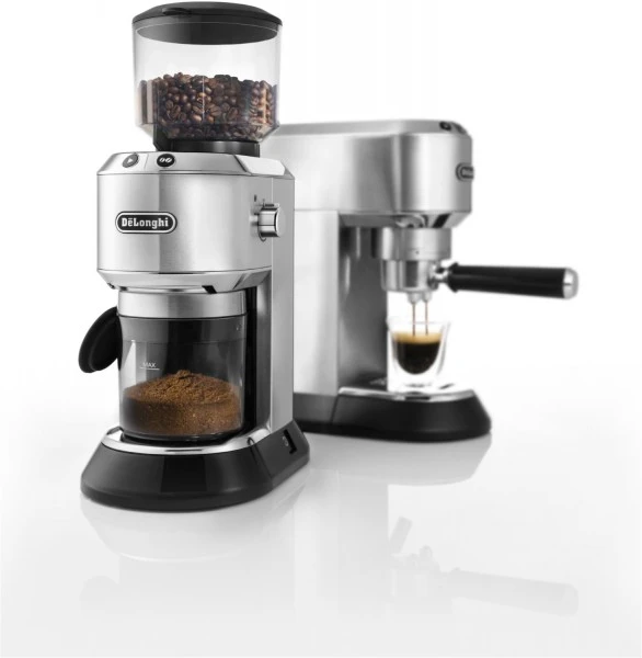 DeLonghi ECKG6821.M Dedica Style Barista Bundle Siebträgermaschine Bestehend Aus EC685.M + KG521.M Silber Mat 1 DeLonghi ECKG6821.M Dedica Style Barista Bundle Siebträgermaschine Bestehend Aus EC685.M + KG521.M Silber Mat